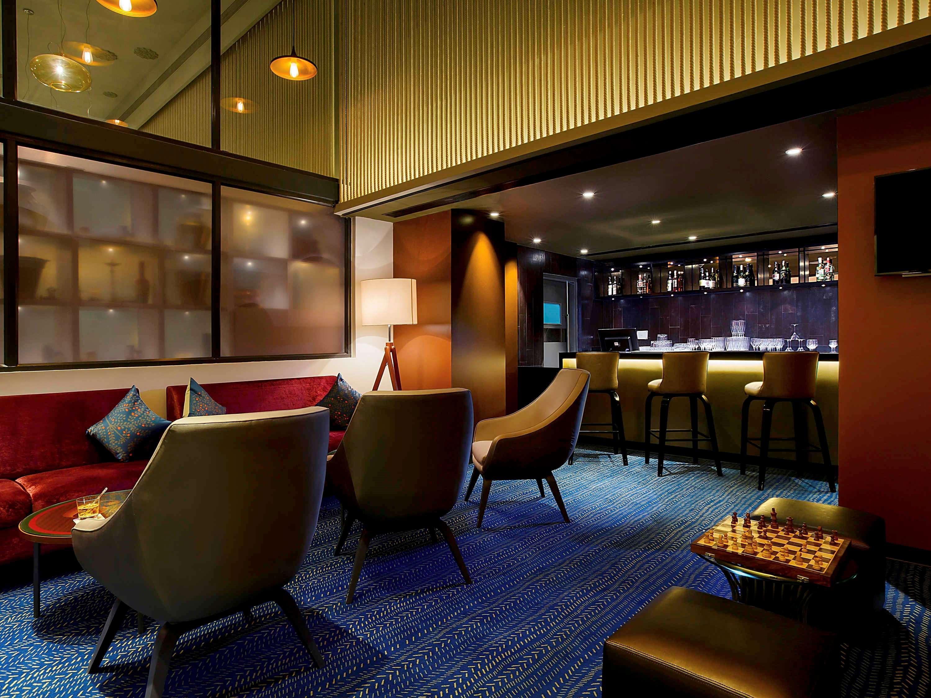 Grand Mercure Mysore - An Accor Brand Eksteriør billede The lounge at the airport