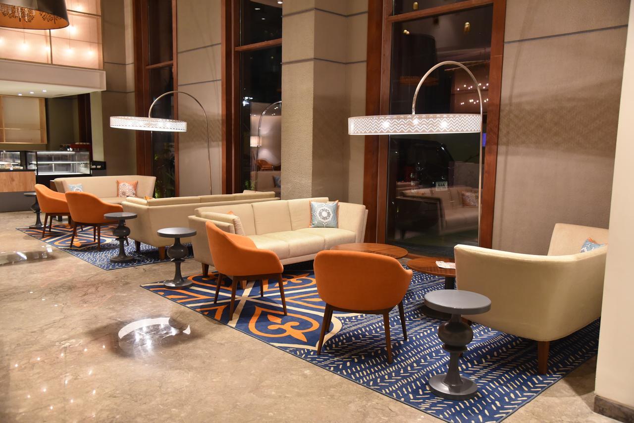 Grand Mercure Mysore - An Accor Brand Eksteriør billede The lobby of the hotel